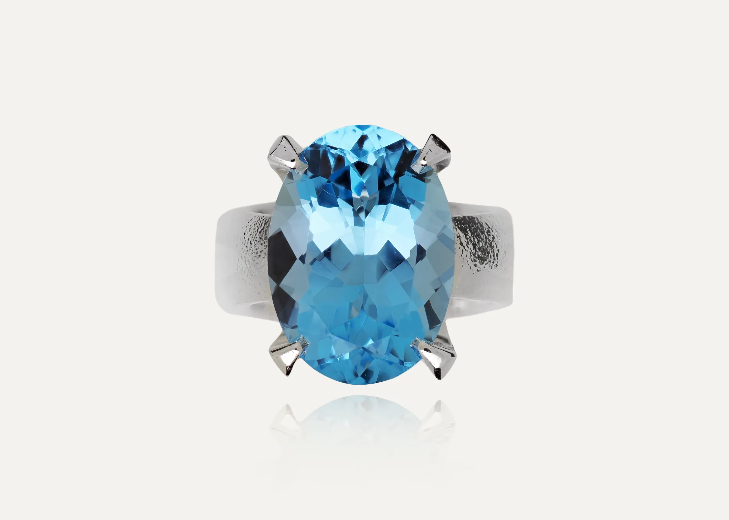 17.7ct Sky Blue Topaz Ring in 940 Argentium Silver
