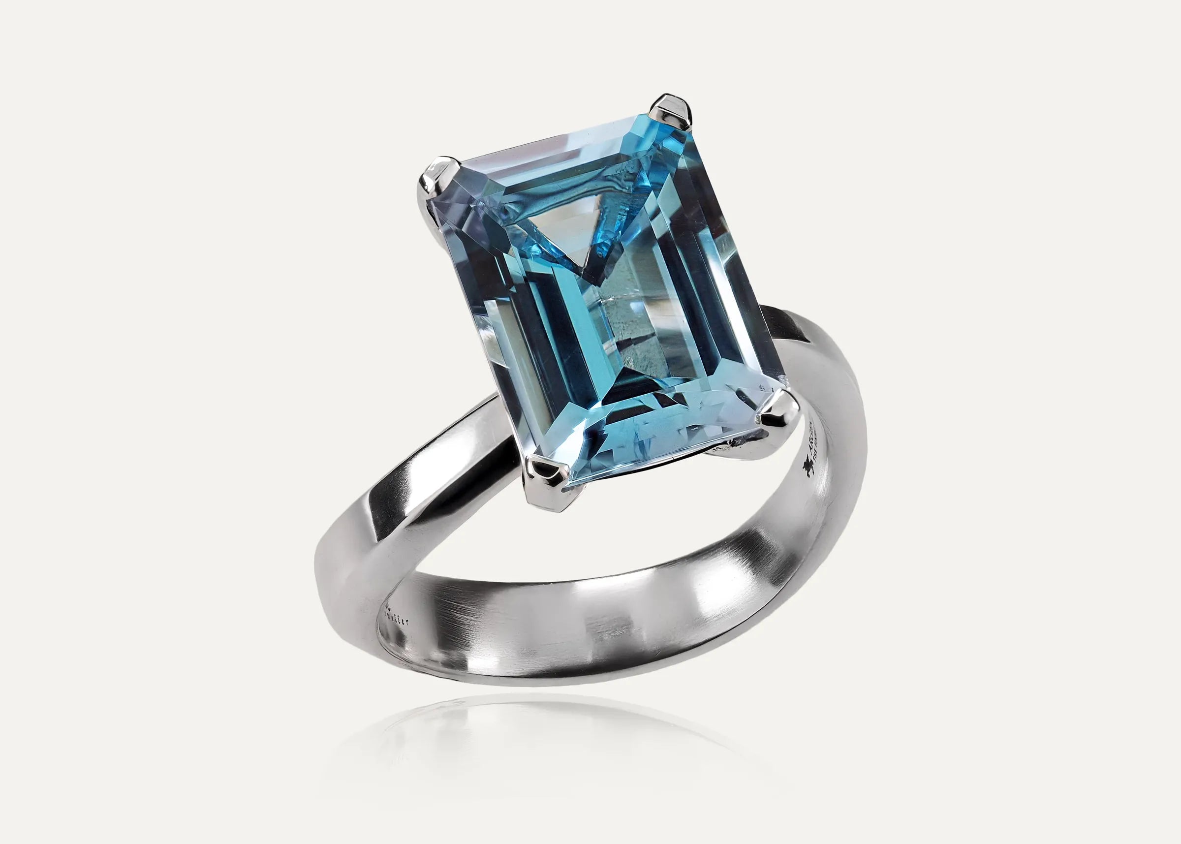 3.6ct Emerald-Cut Sky Blue Topaz Ring – Argentium Silver